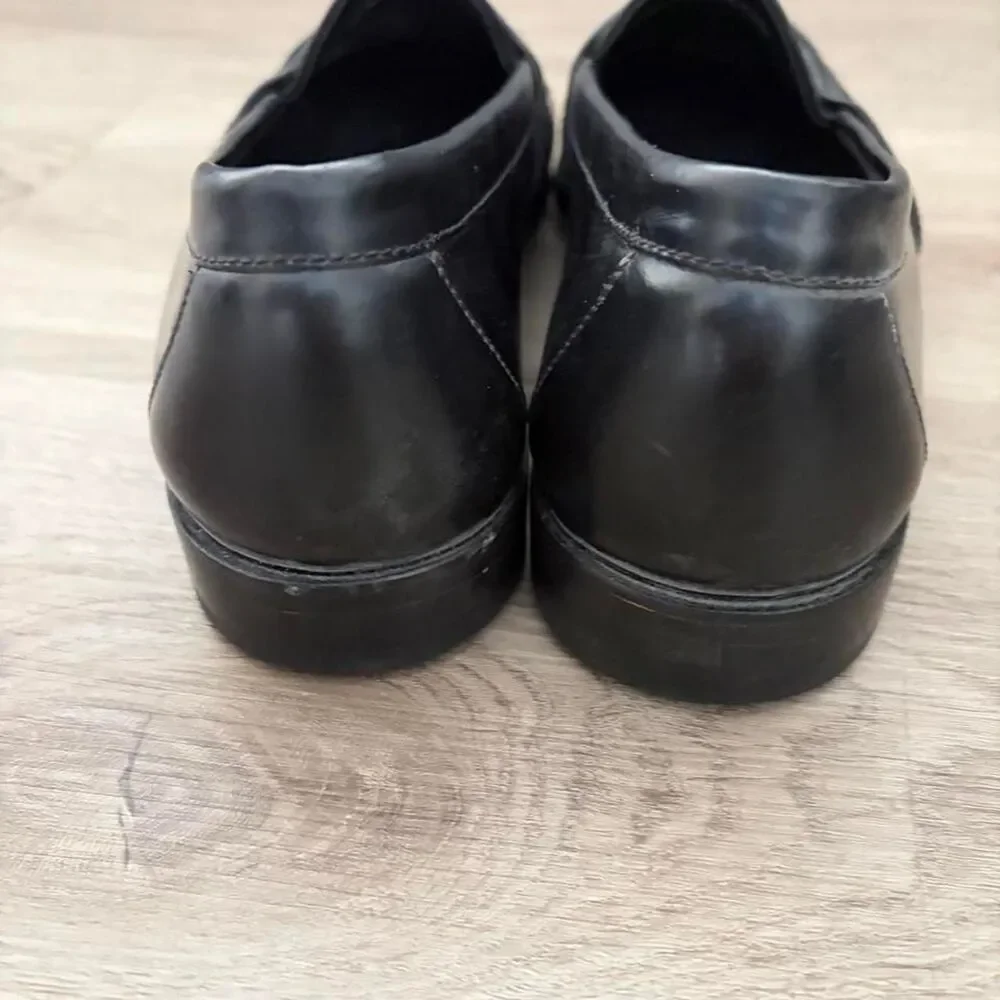Great condition, Cole-Haan City Men's Black Leather Penny Loafers mens size 9.5